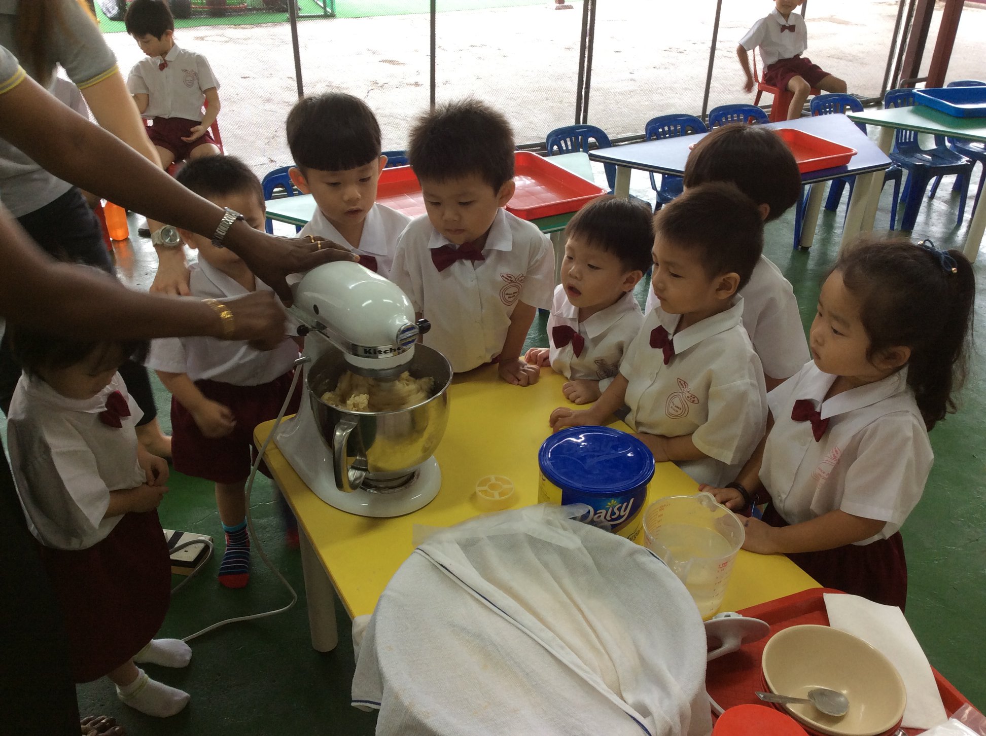 Doughnut making